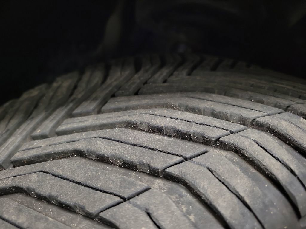 Used 2017 Acura MDX SH-AWD image 11