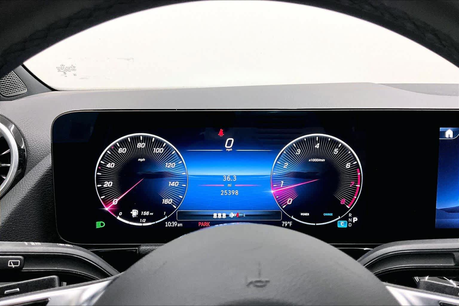 Used 2025 Mercedes-Benz GLA 250 image 23