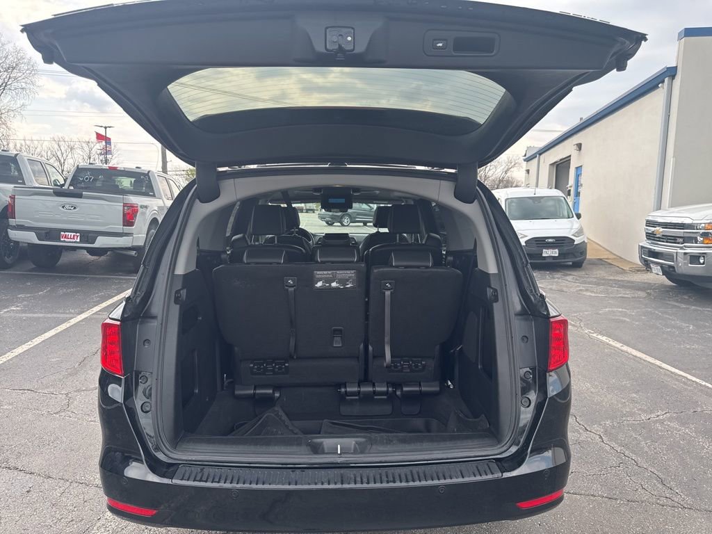 Used 2024 Honda Odyssey Elite image 40