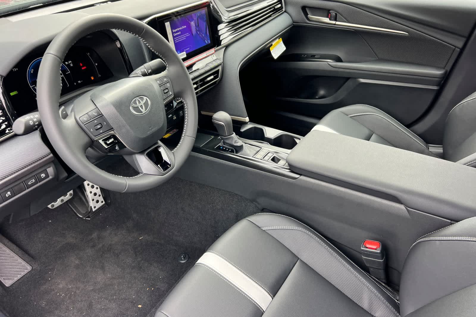 New 2026 Toyota Camry SE AWD/4WD image 11