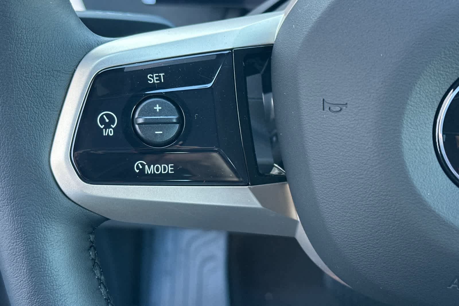 New 2026 BMW iX xDrive60 AWD/4WD image 29