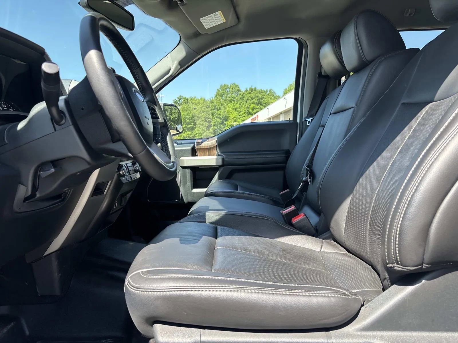 Used 2020 Ford F150 Lariat AWD/4WD image 16