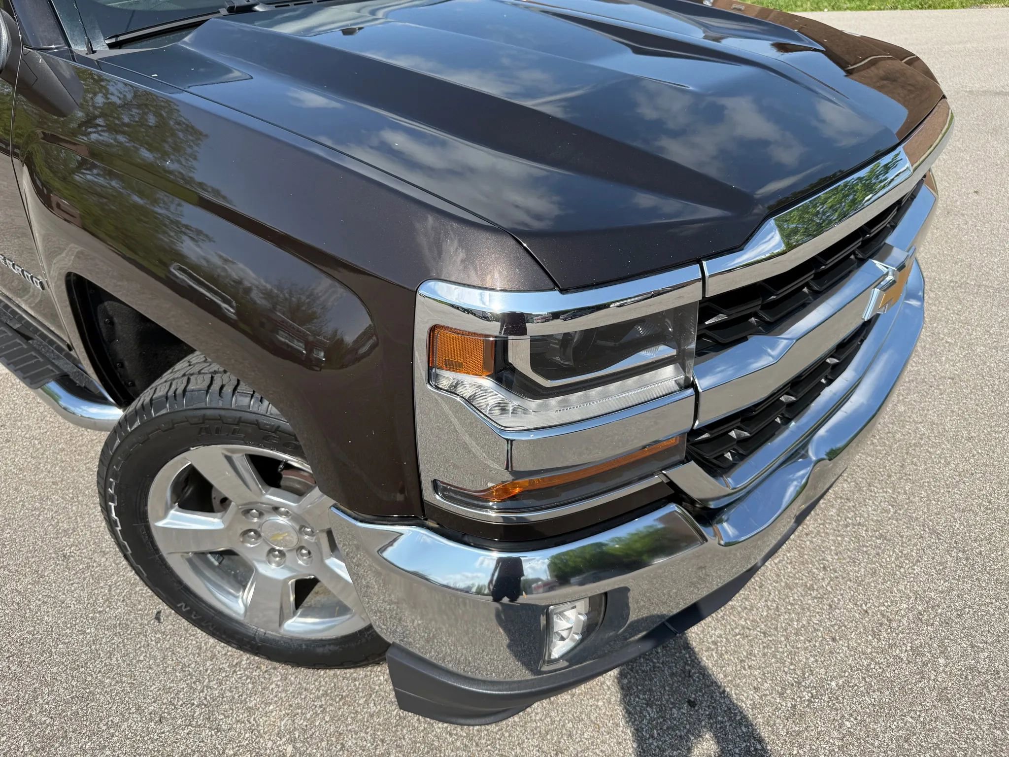 Used 2018 Chevrolet Silverado 1500 LT w/ All Star Edition image 46