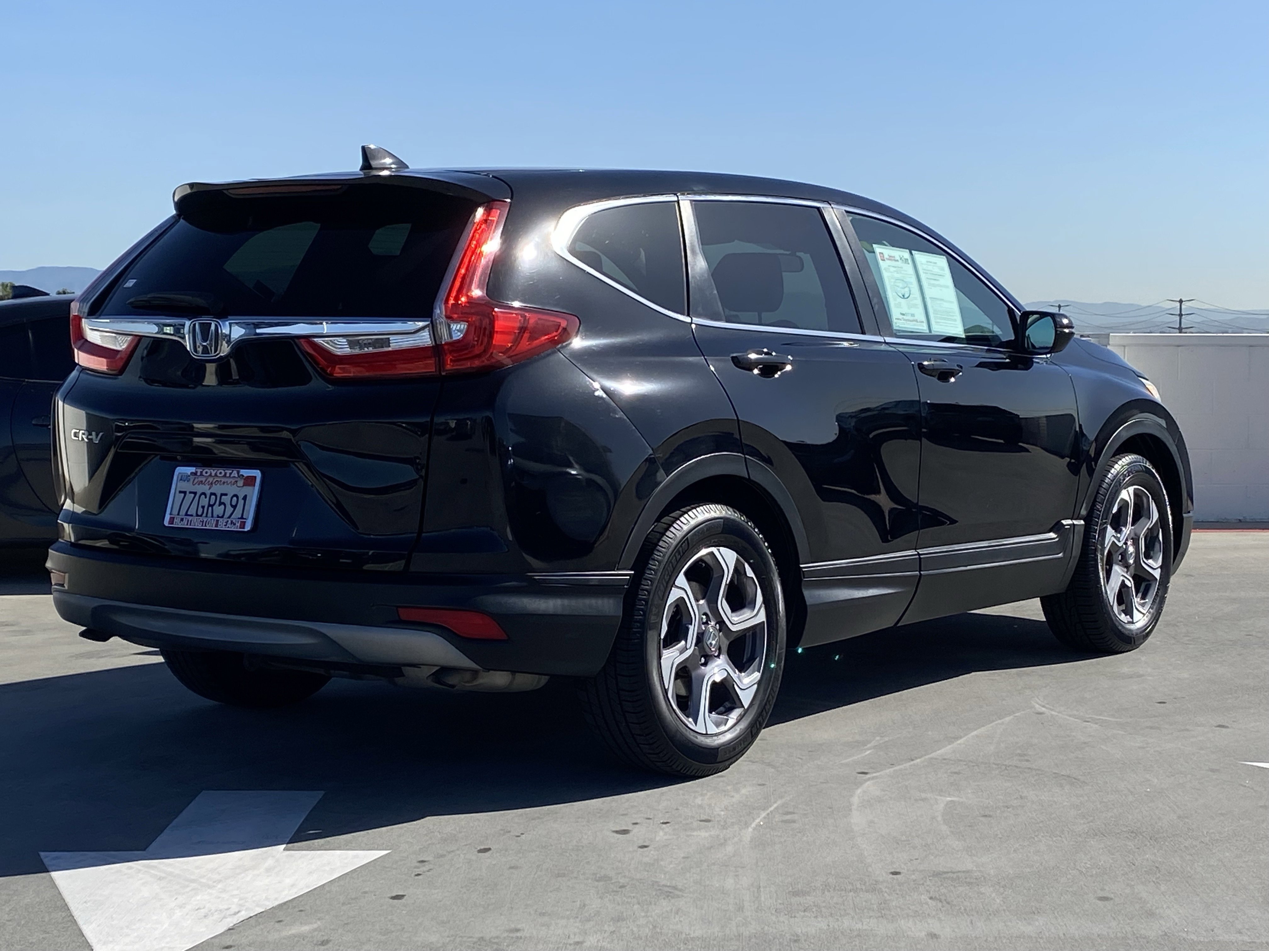 Used 2017 Honda CR-V EX image 3