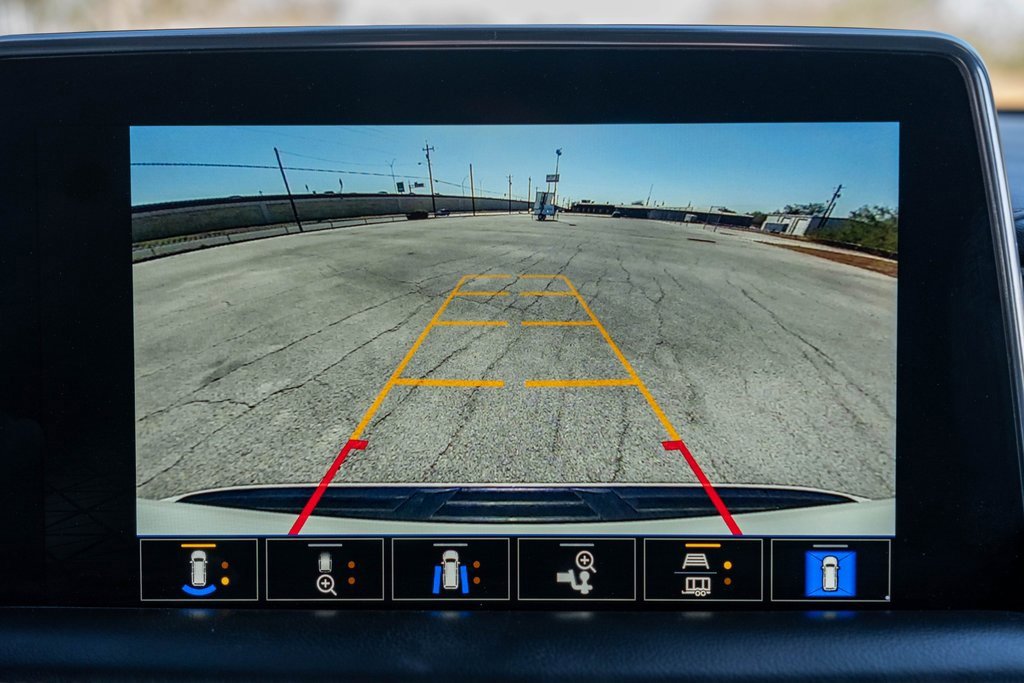 Used 2023 GMC Yukon XL SLT w/ SLT Premium Package image 24