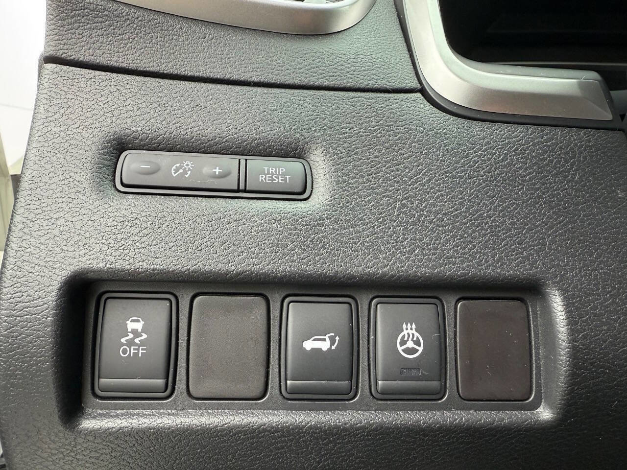 Used 2015 Nissan Murano Platinum w/ Platinum Technology Package image 24