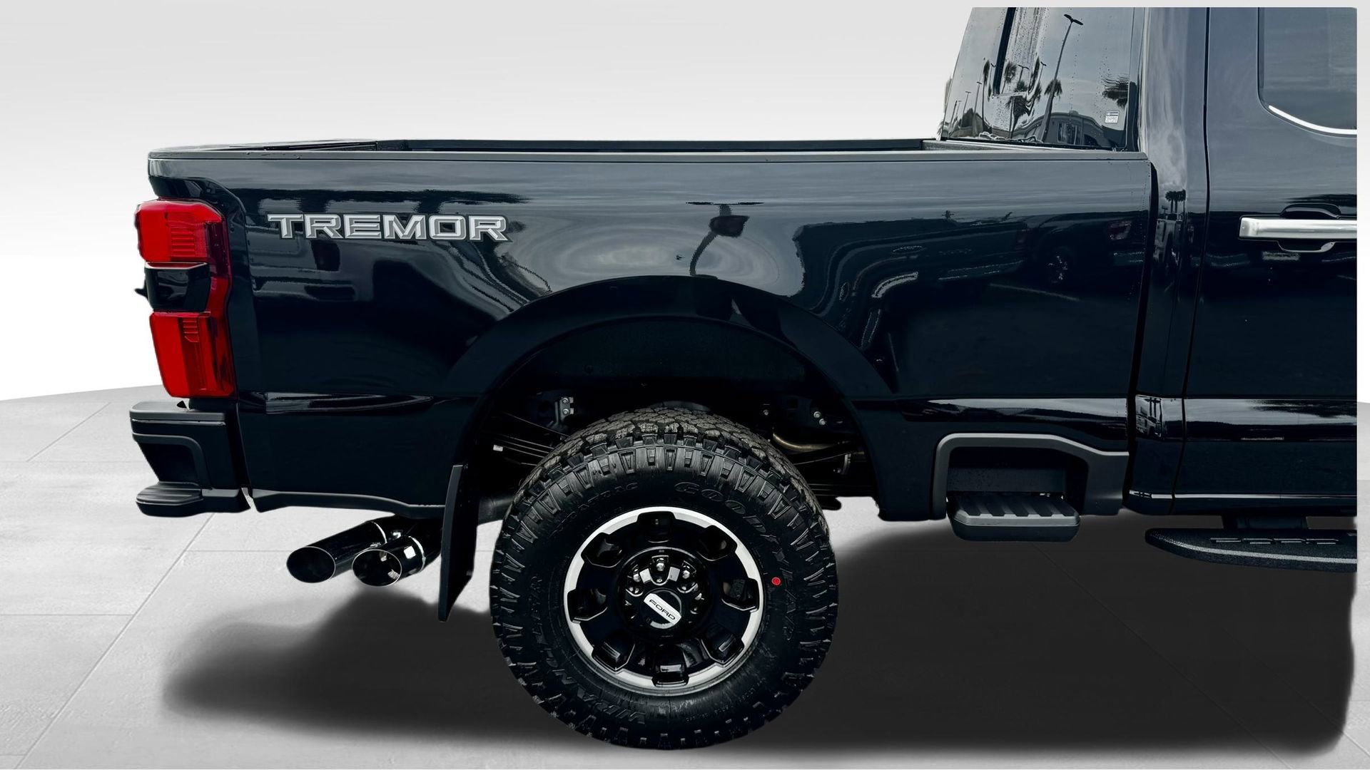 New 2026 Ford F350 Platinum w/ Platinum Plus Package image 39