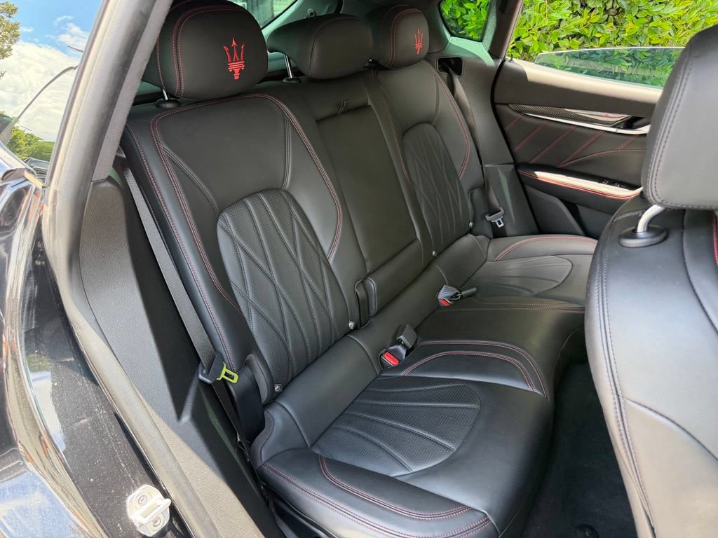 Used 2022 Maserati Levante Modena AWD/4WD image 40