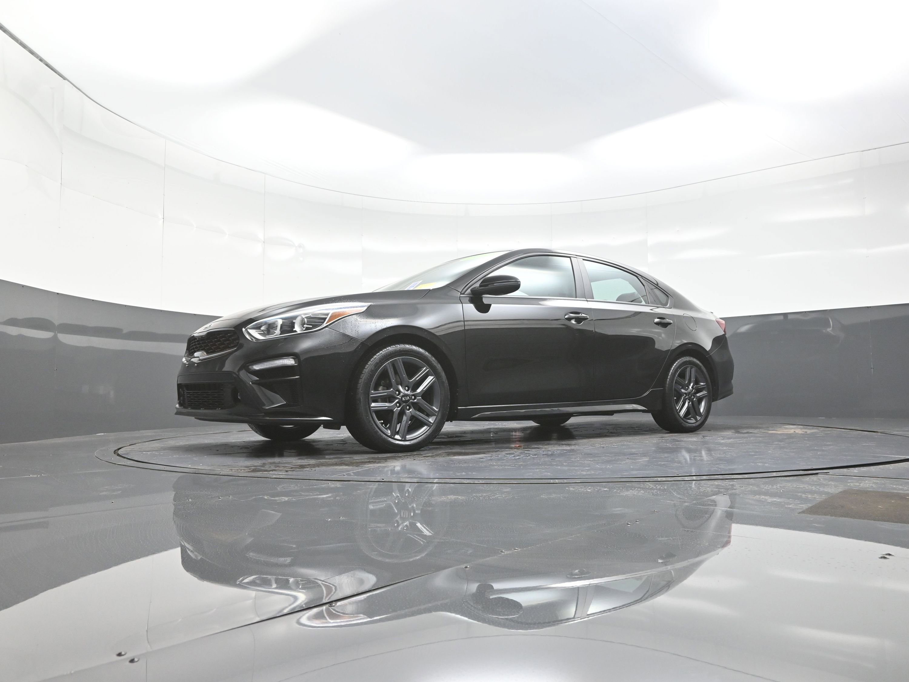 Used 2021 Kia Forte GT-Line image 11