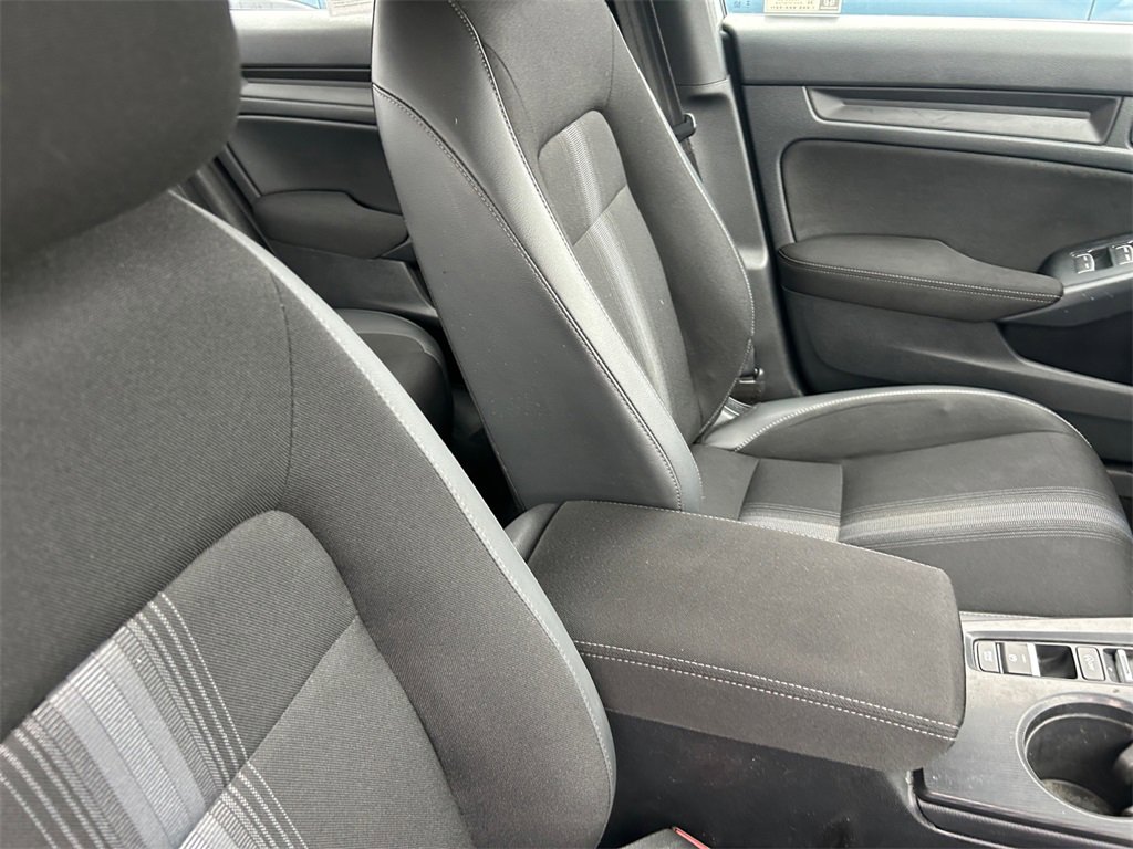 Certified 2023 Honda Civic Sport image 30