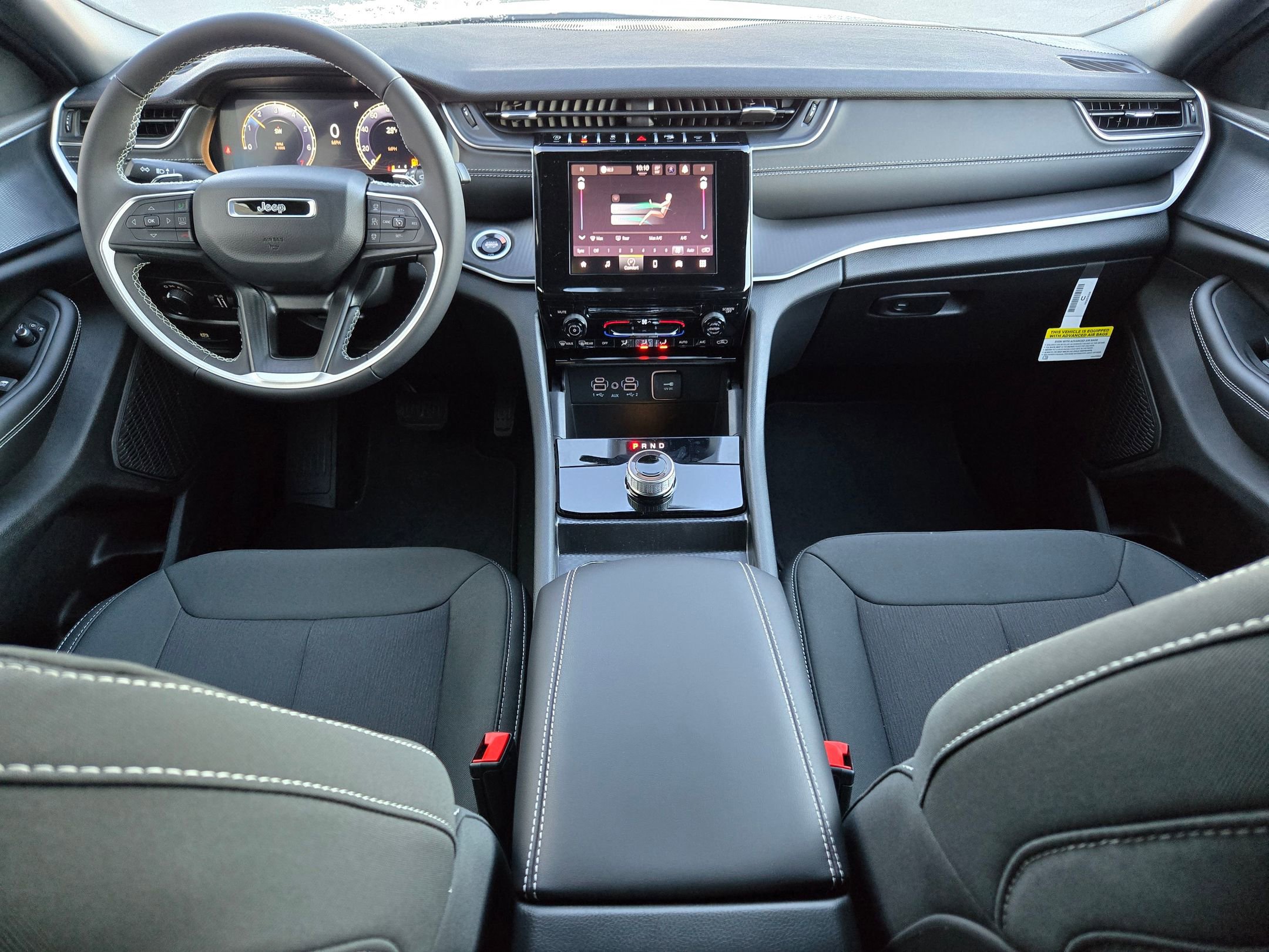 New 2025 Jeep Grand Cherokee Laredo image 11