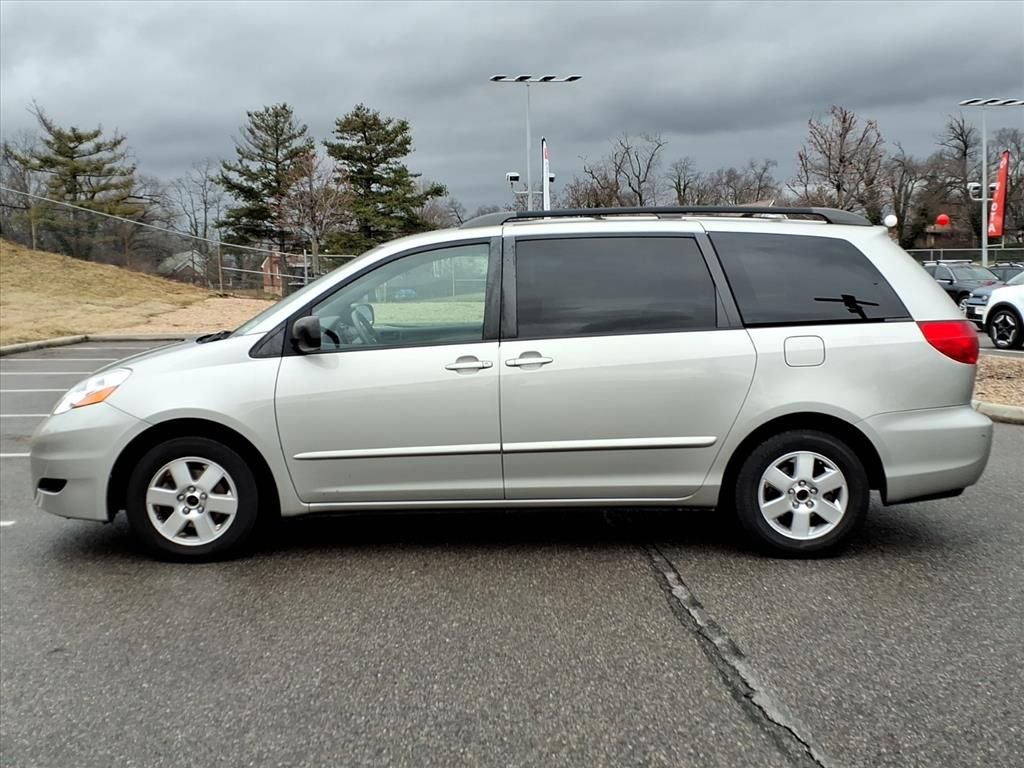 Used 2008 Toyota Sienna LE image 6