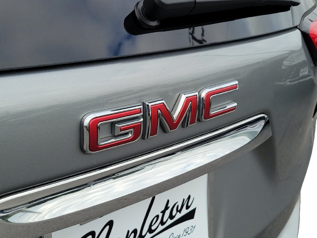 Used 2024 GMC Terrain SLE FWD image 30