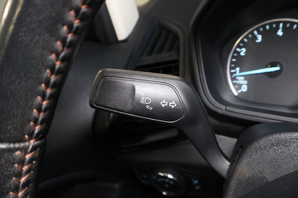 Used 2021 Ford EcoSport SE w/ SE Appearance Package AWD/4WD image 24