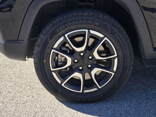 Used 2024 Jeep Compass Trailhawk image 11