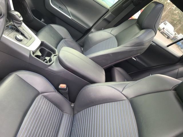 Used 2019 Toyota RAV4 XSE image 6