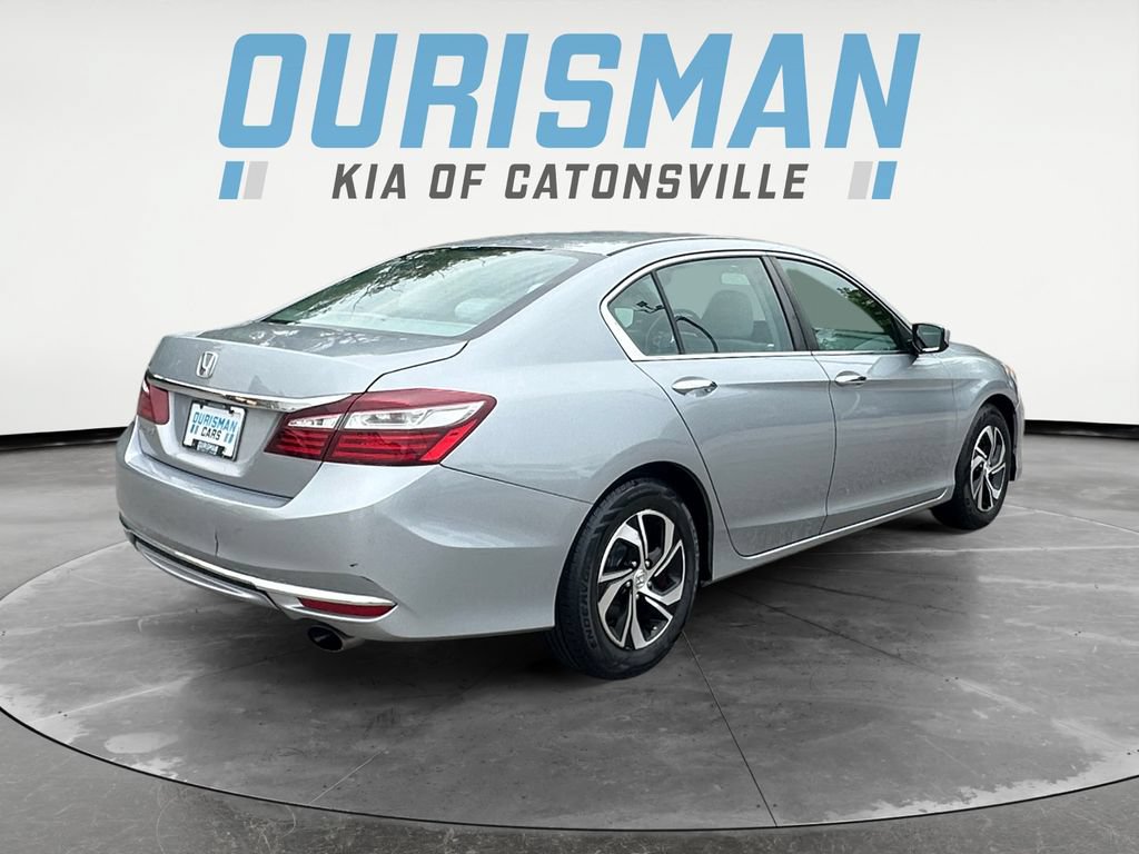 Used 2017 Honda Accord LX image 6