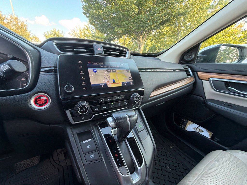Used 2017 Honda CR-V Touring image 9