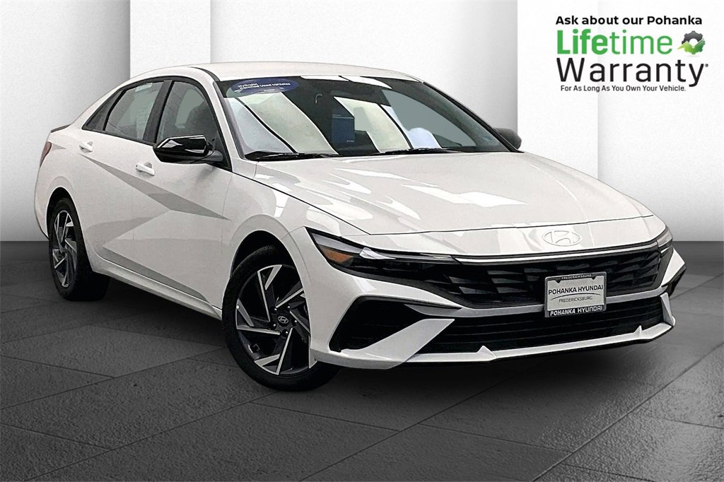 Certified 2025 Hyundai Elantra Sport w/ Cargo Package image 1