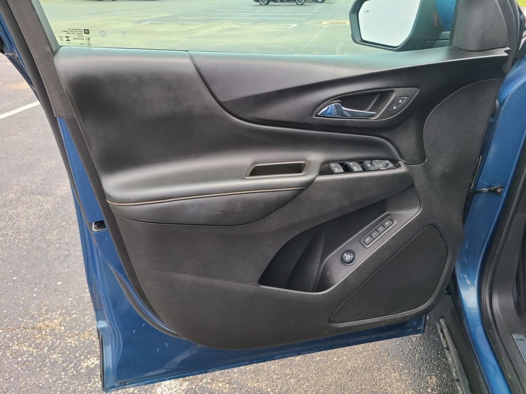 Used 2024 Chevrolet Equinox Premier AWD/4WD image 19
