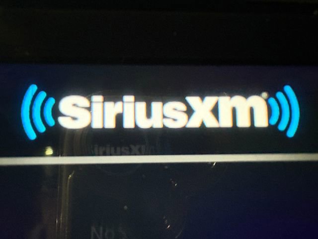 Used 2021 Nissan Titan PRO-4X w/ Pro-4x Convenience Package image 12