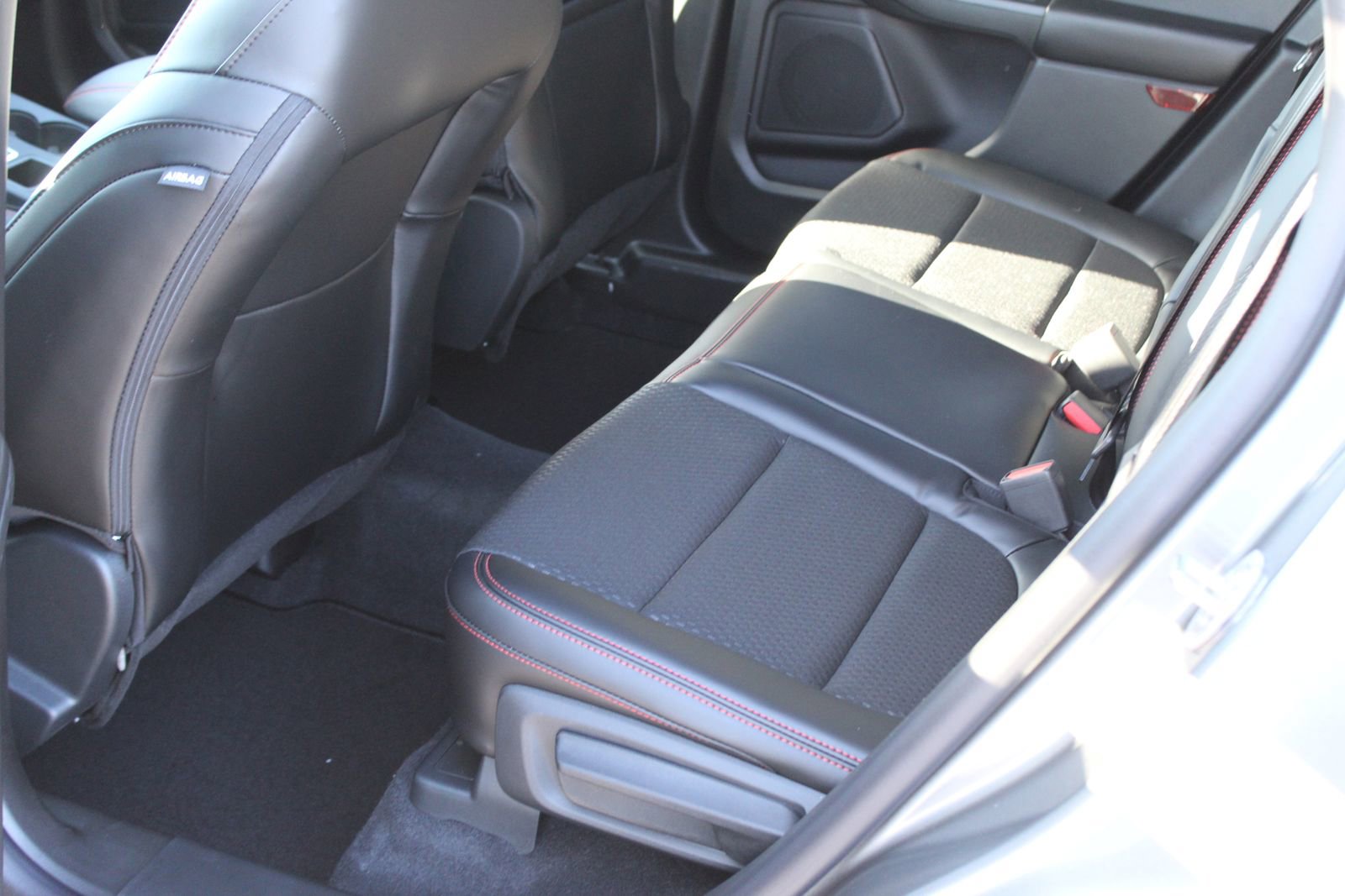 New 2026 Ford Escape ST-Line w/ Tech Pack #1 image 21