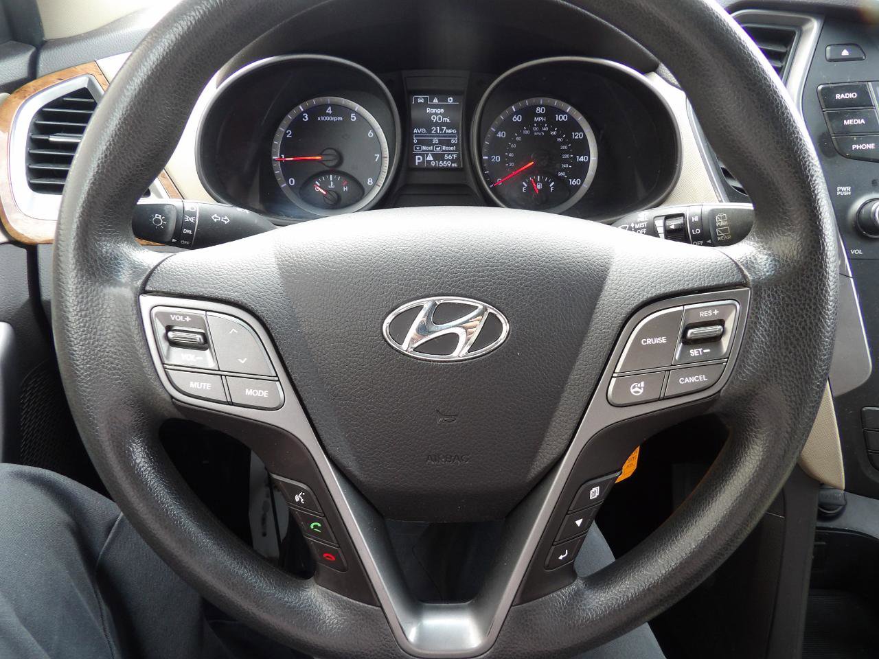 Used 2015 Hyundai Santa Fe Sport image 10