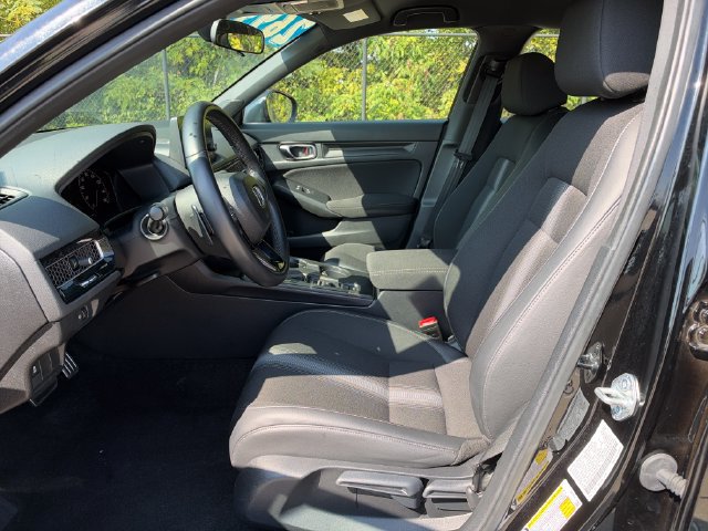 Used 2025 Honda Civic Sport image 11