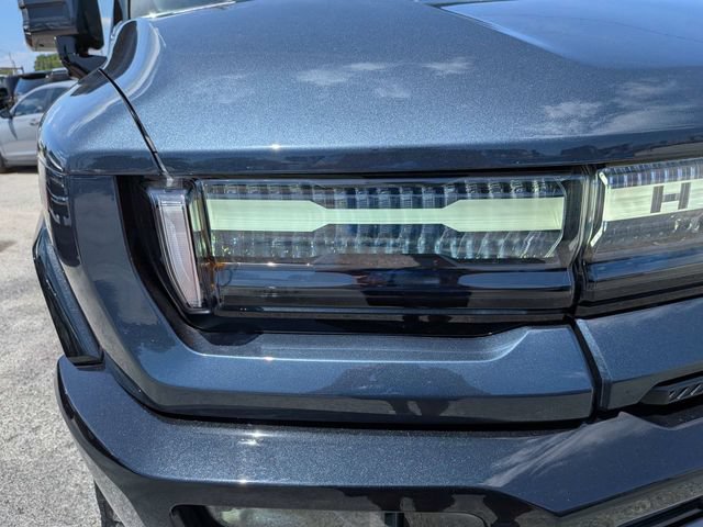 Certified 2025 GMC Hummer EV 2X AWD/4WD image 9