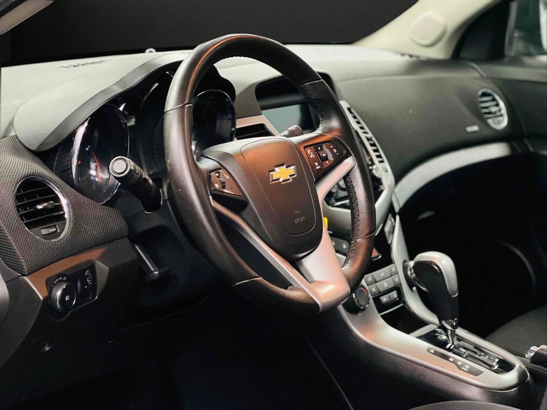 Used 2013 Chevrolet Cruze LT w/ All-Star Edition image 9