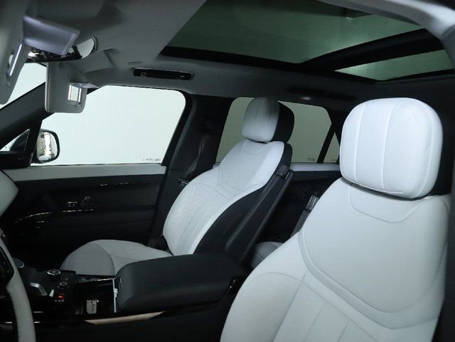Used 2023 Land Rover Range Rover Sport SE Dynamic image 18