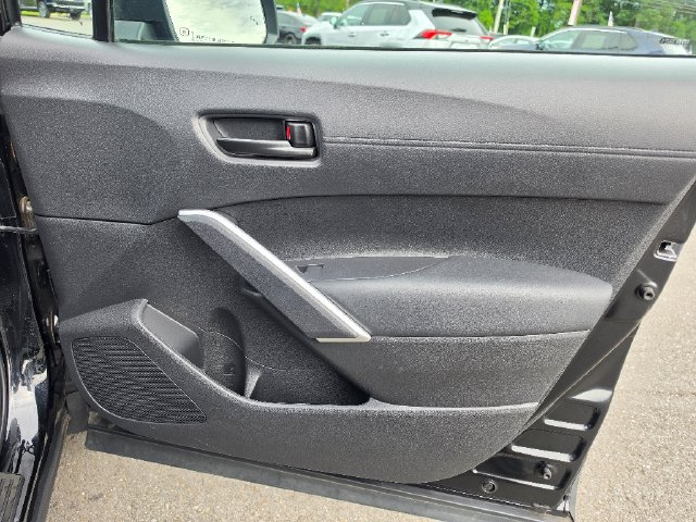 Used 2024 Toyota Corolla Cross AWD Hybrid w/ Moonroof Package image 10