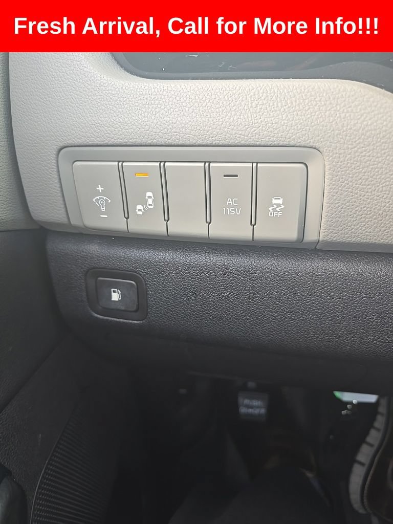 Used 2016 Kia Sedona SX Limited FWD image 15