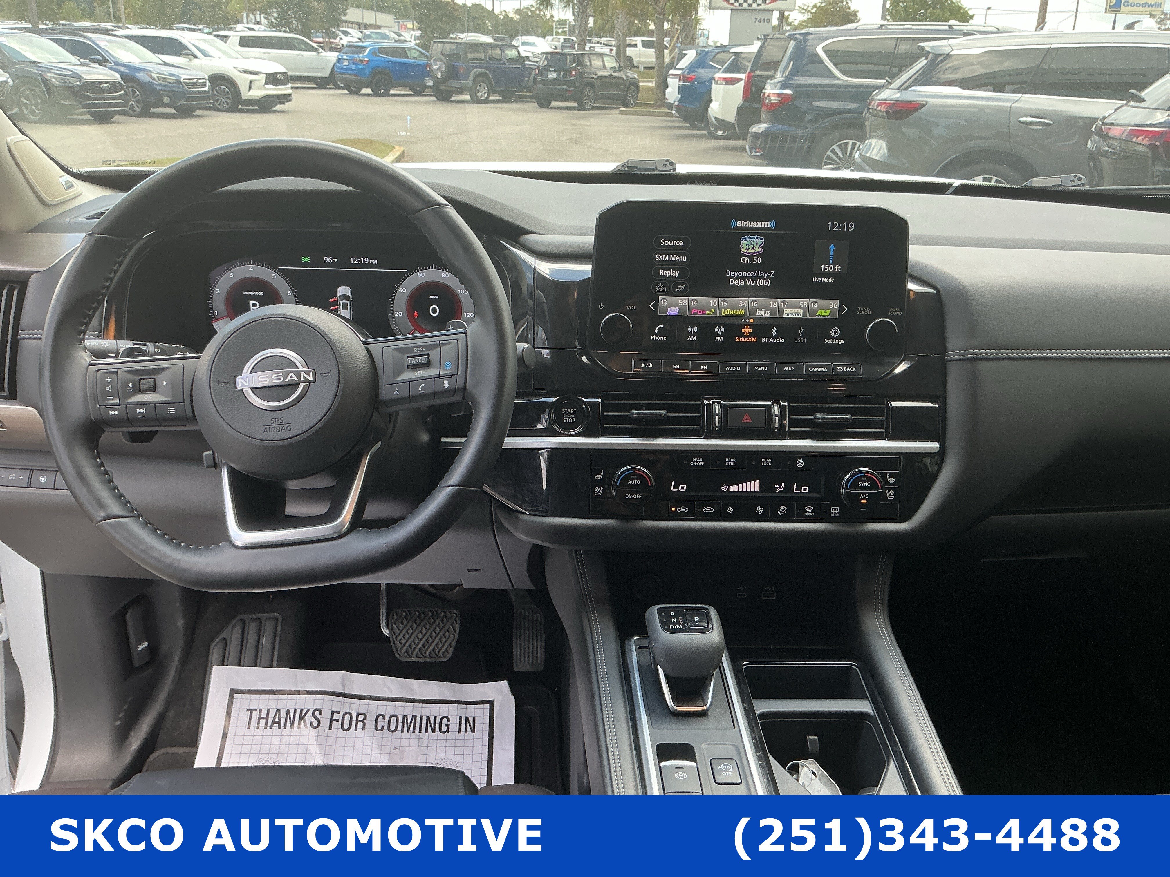 Used 2025 Nissan Pathfinder Platinum FWD image 15