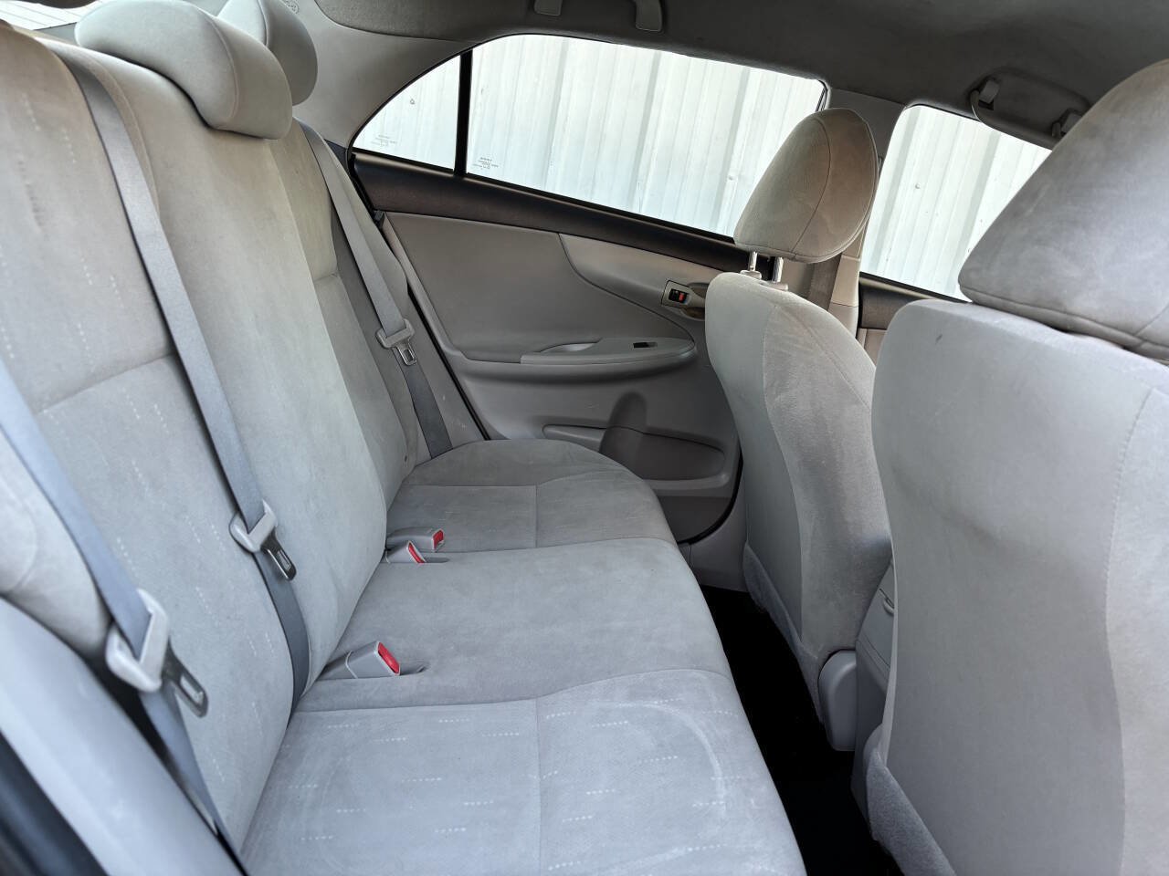 Used 2012 Toyota Corolla L image 18