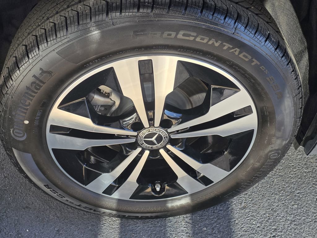 Certified 2025 Mercedes-Benz GLA 250 4MATIC image 14