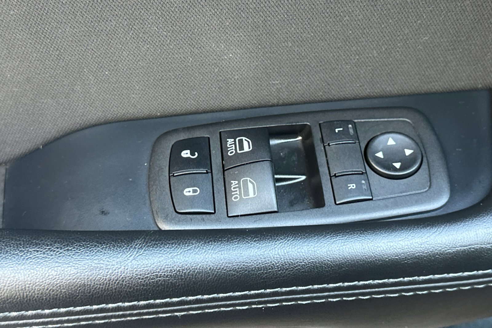 Used 2023 Dodge Challenger SXT w/ Blacktop Package image 12