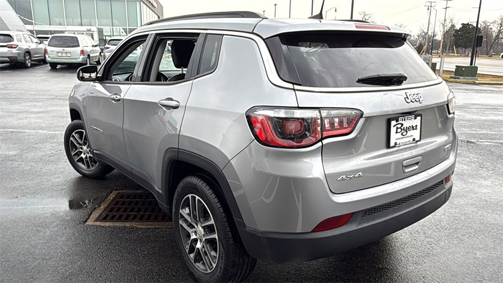 Used 2019 Jeep Compass Latitude w/ Cold Weather Group image 4