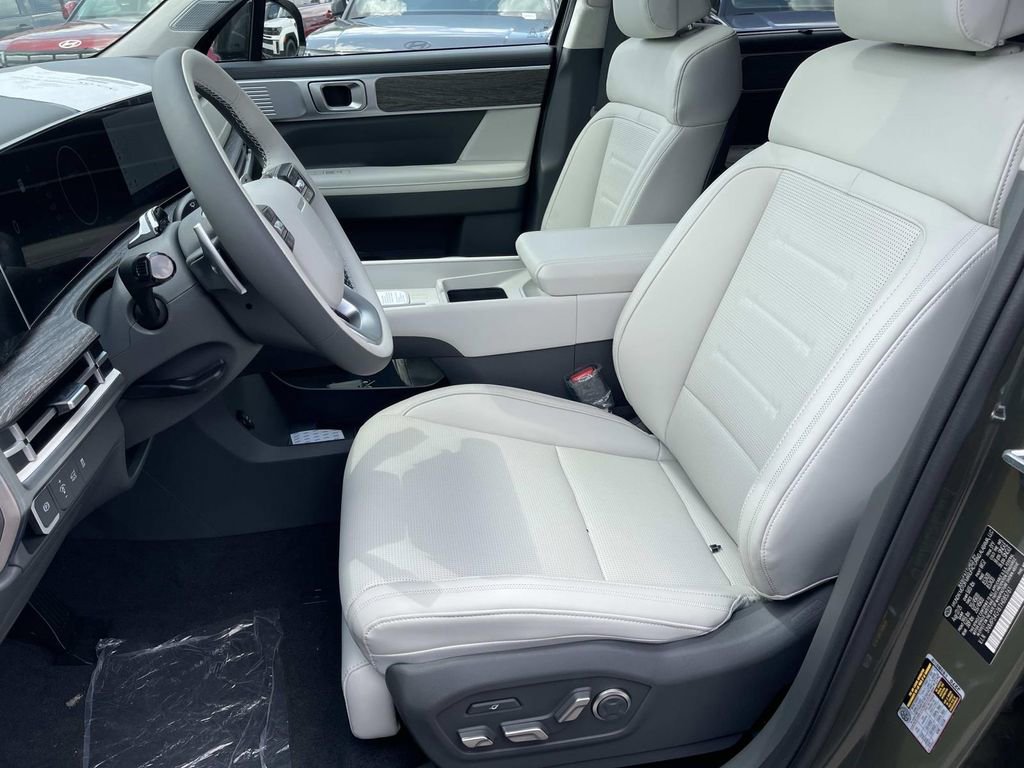 New 2026 Hyundai Santa Fe Calligraphy FWD image 18