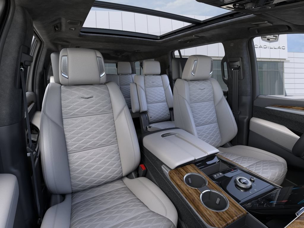 New 2026 Cadillac Escalade ESV Platinum Sport AWD/4WD image 16