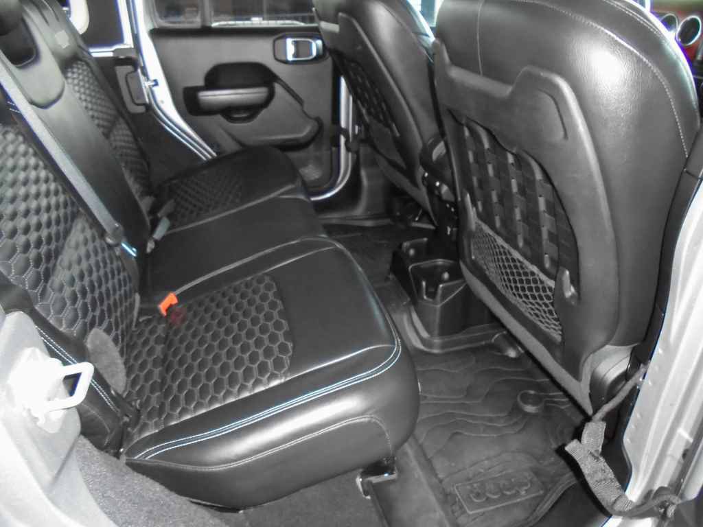 Used 2018 Jeep Wrangler Unlimited Rubicon AWD/4WD image 10