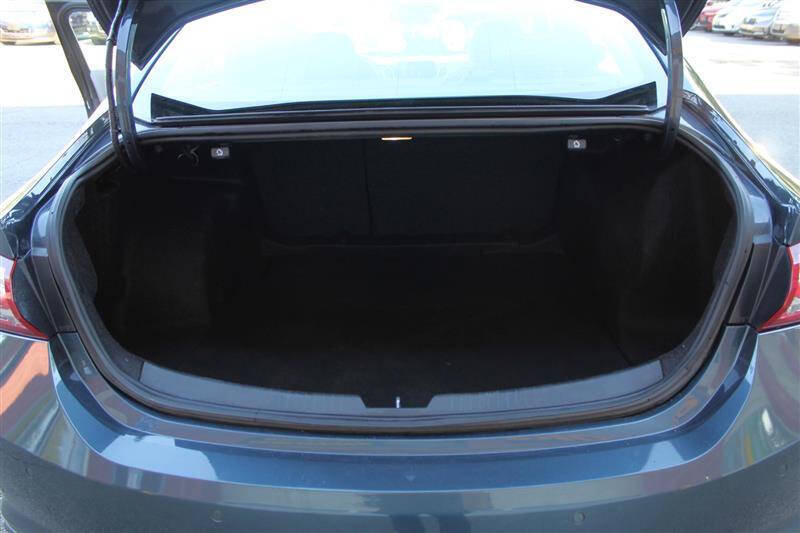 Used 2020 Chevrolet Malibu LT FWD image 24