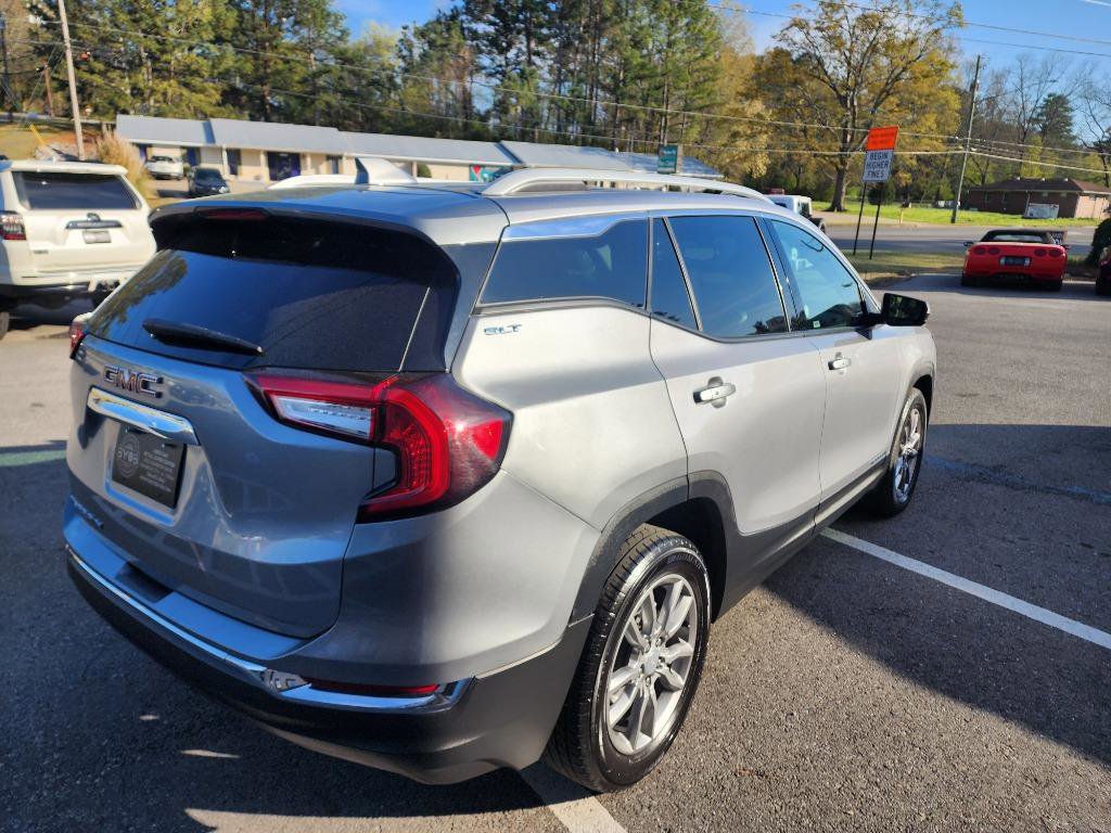 Used 2024 GMC Terrain SLT image 6