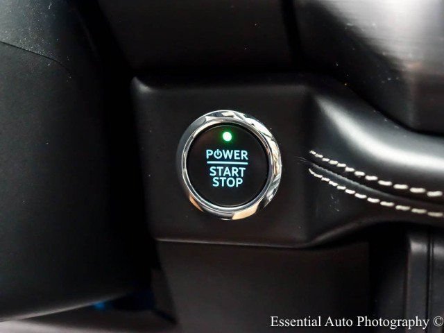 Used 2023 Ford F150 Lightning Platinum AWD/4WD image 15