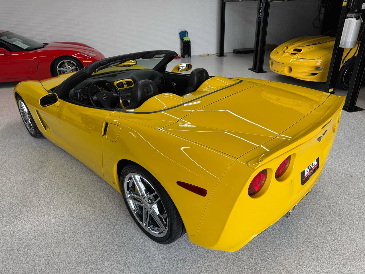 Used 2006 Chevrolet Corvette Convertible w/ Preferred Equipment Group image 11