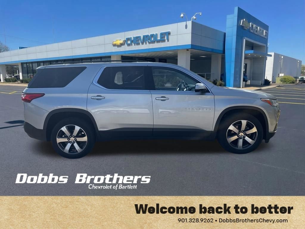 Used 2020 Chevrolet Traverse LT w/ LT Premium Package image 6