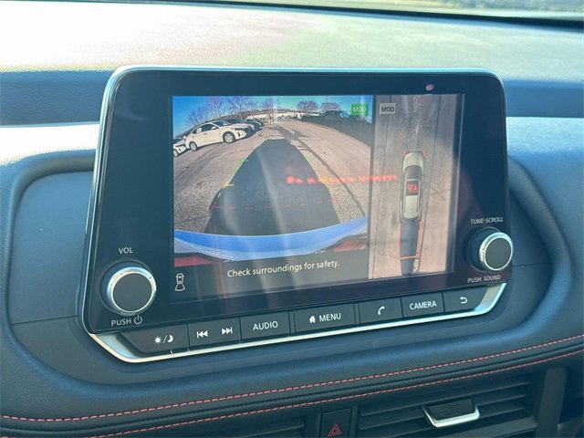 Used 2025 Nissan Rogue SV image 36