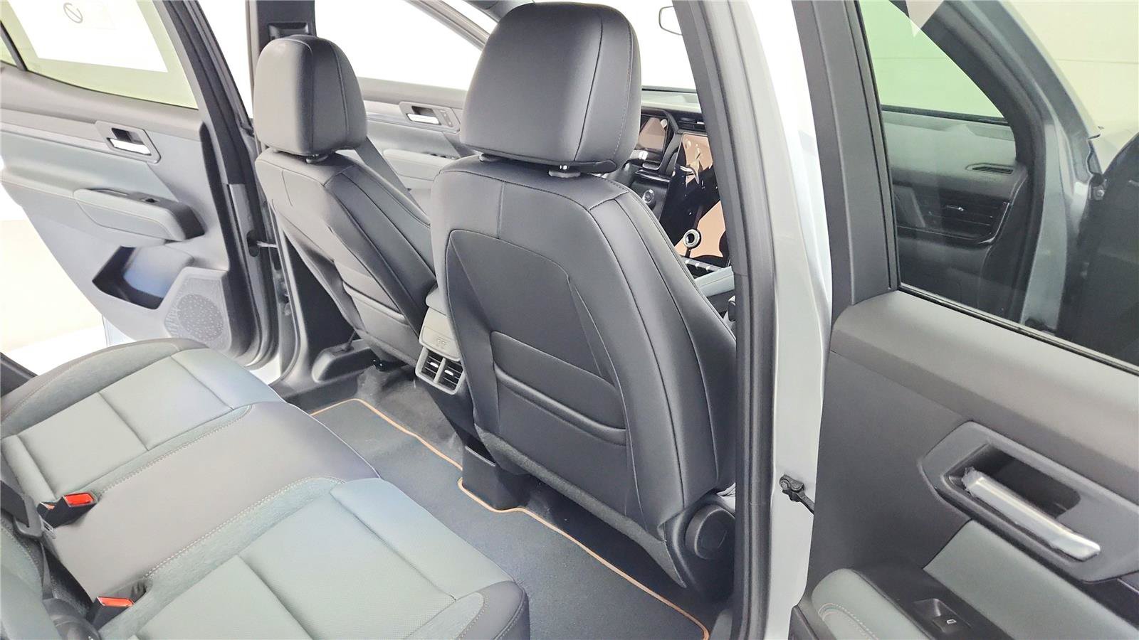 New 2026 GMC Terrain AT4 AWD/4WD image 27
