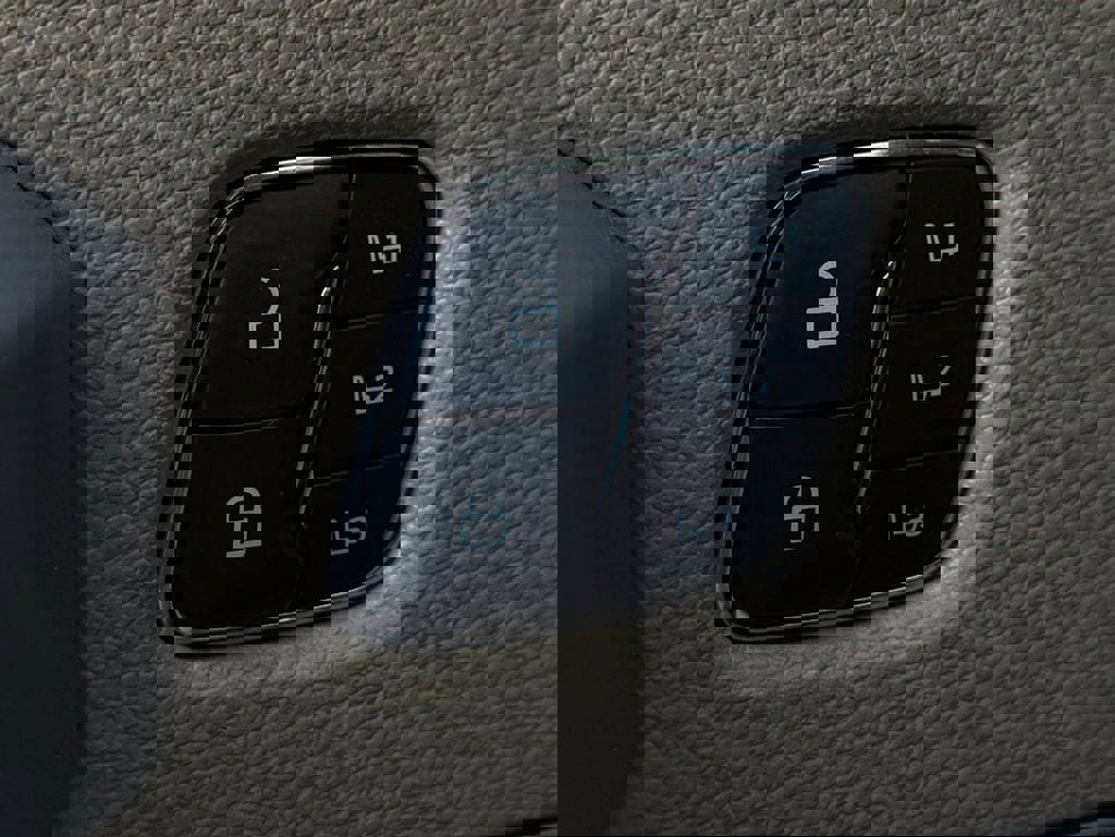 Used 2021 Ford F250 Lariat w/ Lariat Ultimate Package image 27