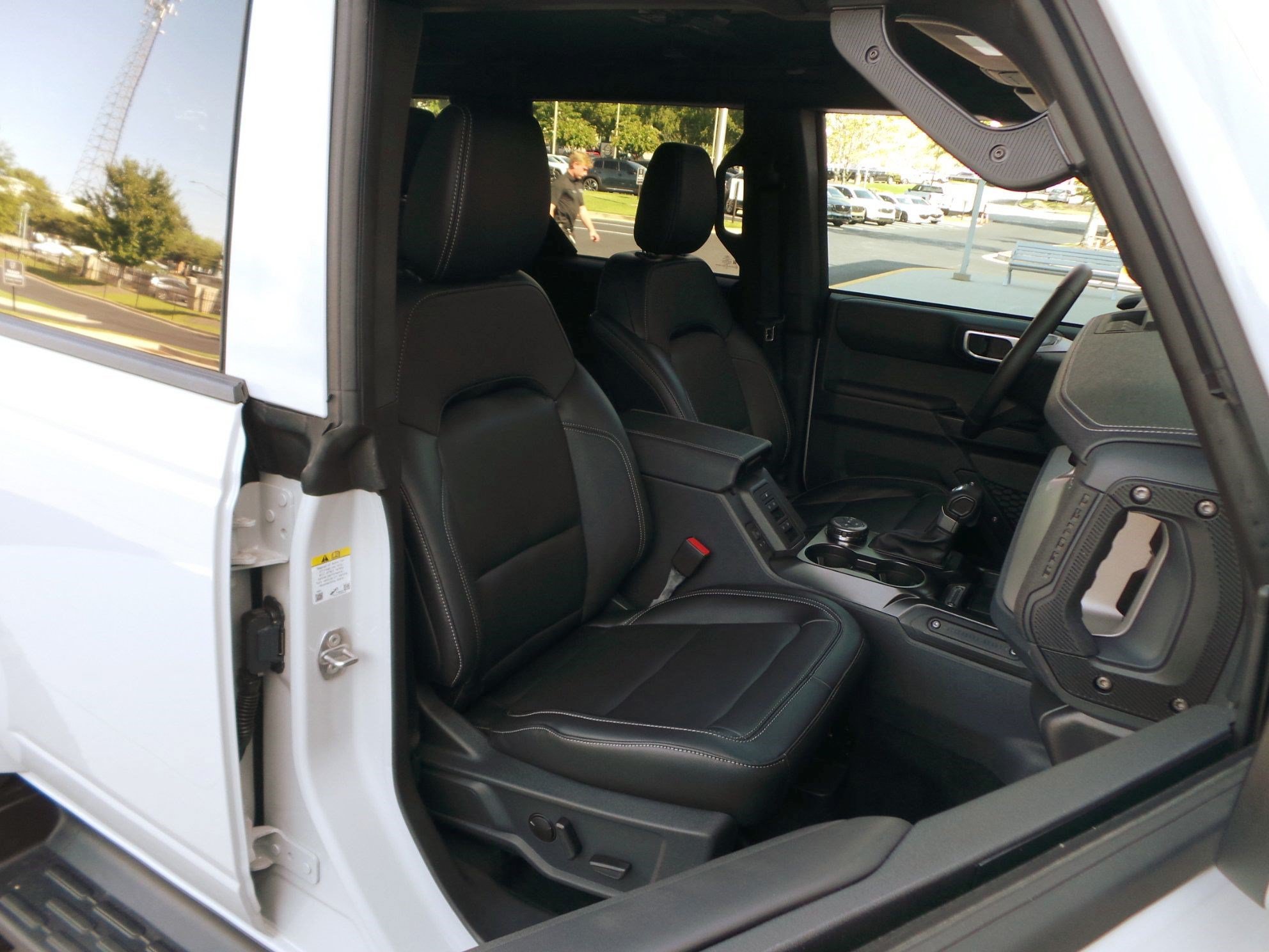 Used 2026 Ford Bronco Outer Banks AWD/4WD image 13